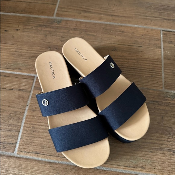 Nautica Bellana Platform Sandals – Size 7.5 - Picture 2 of 5
